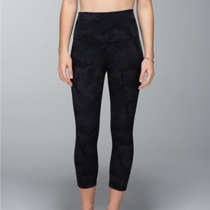 Lululemon Wunder Under Camo Leggings Size 2